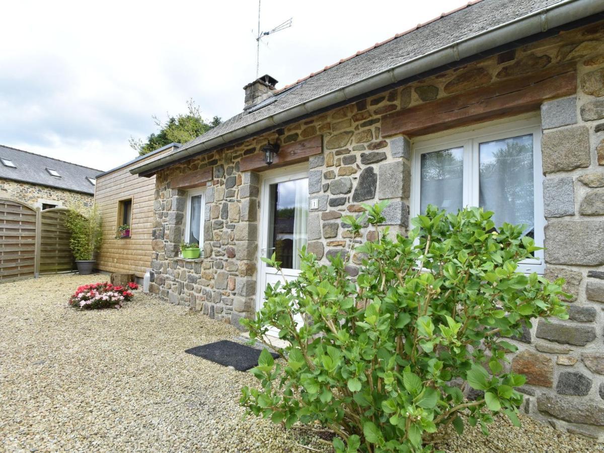 Villa Breton Stone House In Saint Gilles Les Bois Exterior foto